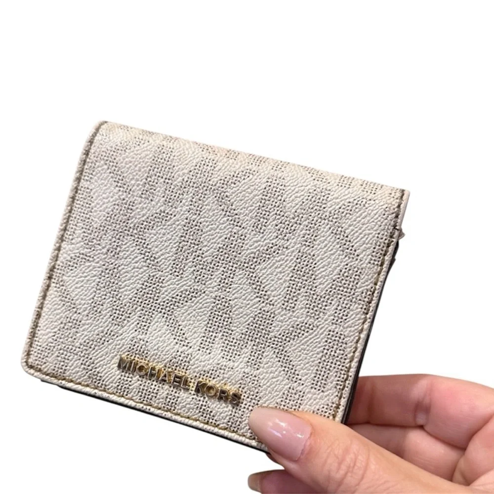 Michael Kors Beige Monogram Wallet designer MK gold card purse coin leather